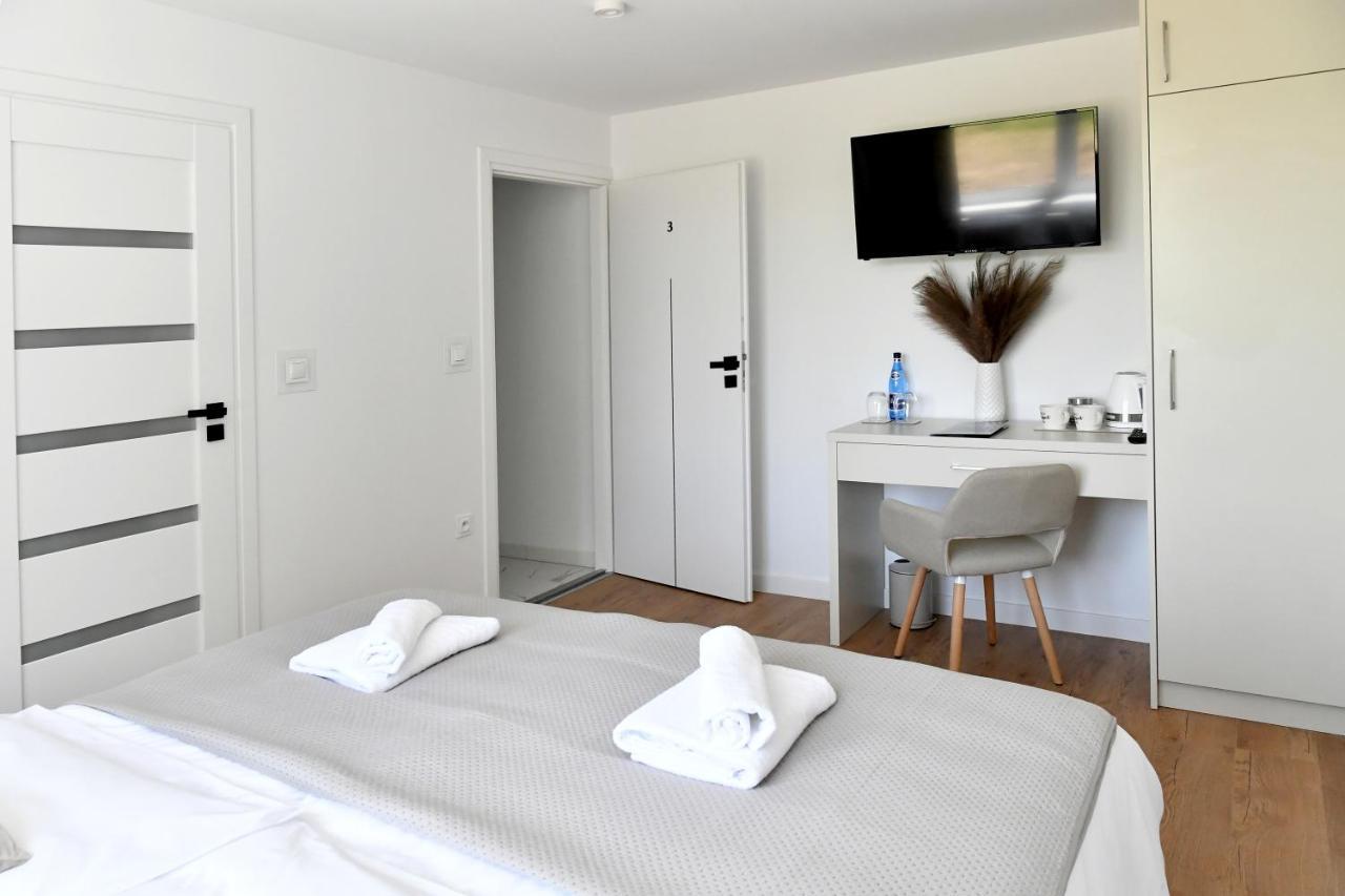 Apartamenty Modrzewiowa Zator Piotrowice  Ngoại thất bức ảnh