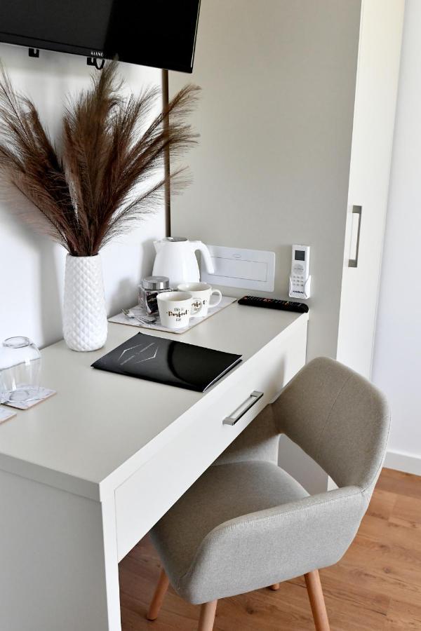 Apartamenty Modrzewiowa Zator Piotrowice  Ngoại thất bức ảnh